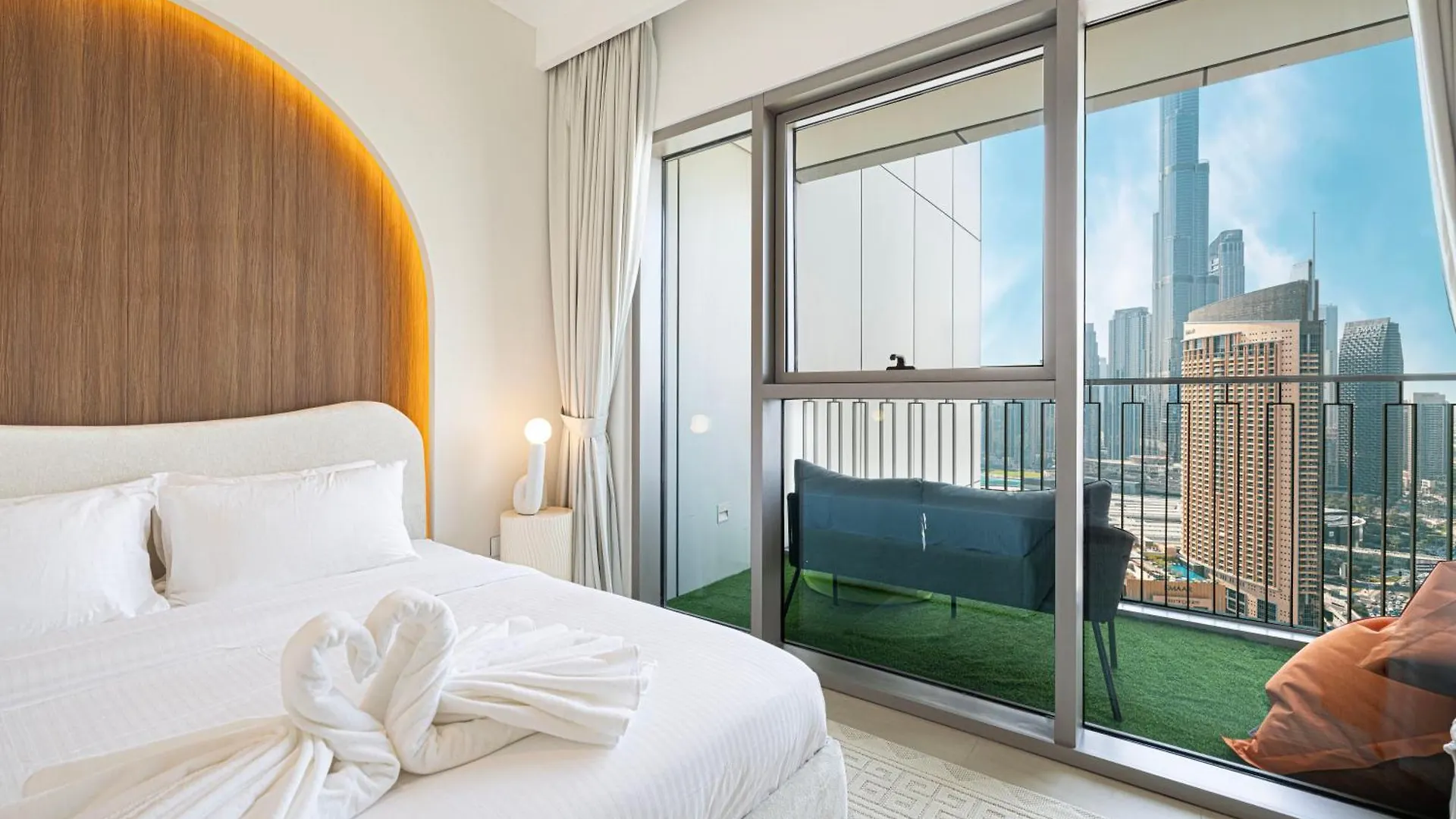 Full Burj View & Direct Access To Dubai Mall 0*,  United Arab Emirates