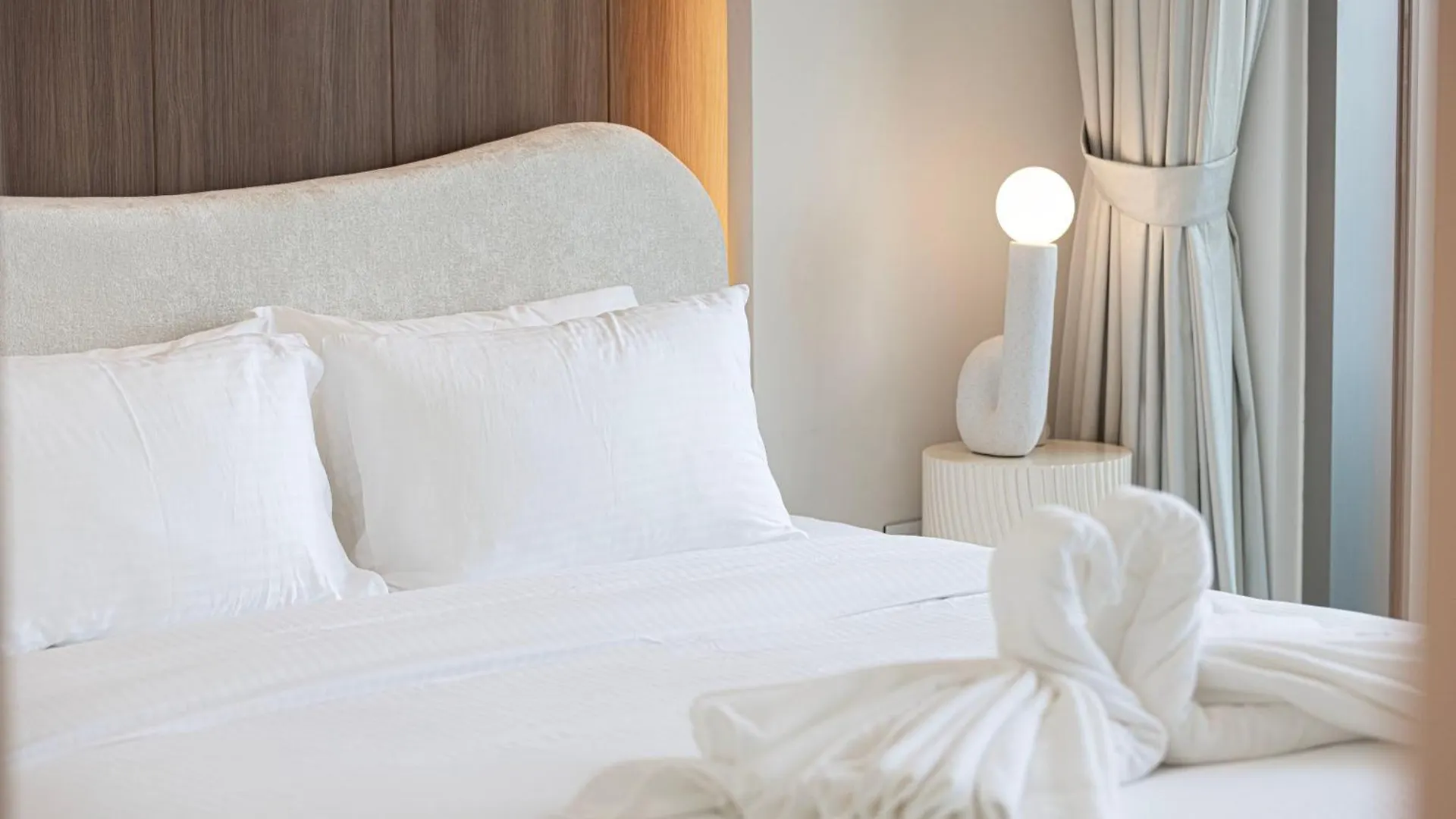 Full Burj View & Direct Access To Dubai Mall Apartment